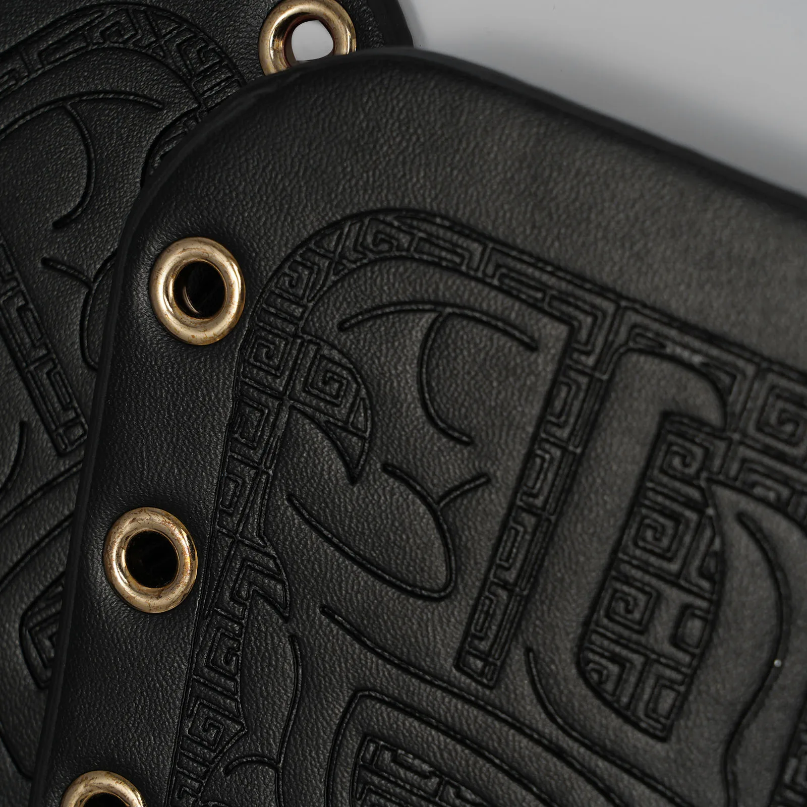 

Vintage PU Leather Arm Guards Wristband Ancient Knight Cosplay Chinese Style Ancient Costume Accessories Arm Guards Protectors