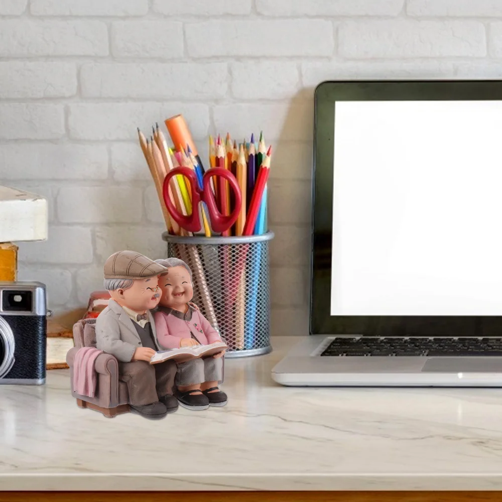 

Creative Grandparents Lover Figurines Couple Miniature Ornaments Resin Crafts