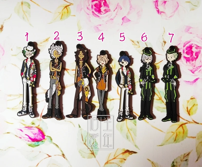 

Twisted Wonderland Game Keychian Riddle Rosehearts Azul Ashengrotto Malleus Draconia Idia Shroud Rubber Key Chain