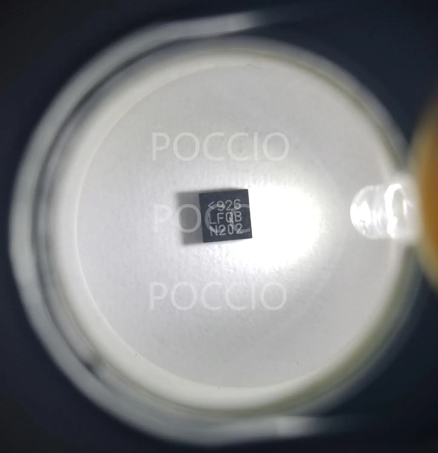 LTC3851 LTC3851AEUD-1 LTC3851AIUD-1 LFQB-Синхронный понижающий регулятор переключения |