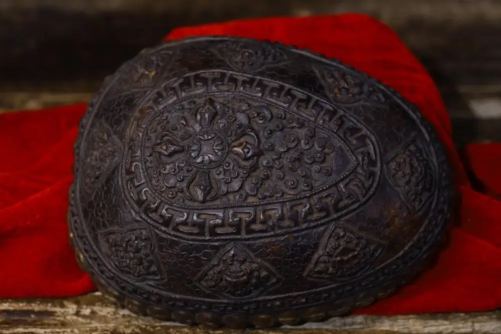 

Home Decor Antique Rare Tibetan buddhism silver Inlaid dzi skull head Statue tantrick Kapala Bowl Cup