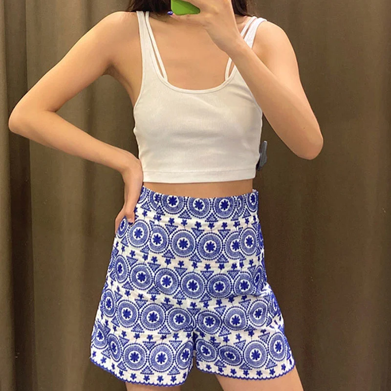 

Шорты женские с вышивкой, богемные модные с завышенной талией, с синей боковой молнией, шикарные винтажные облегающие короткие штаны, на лет...