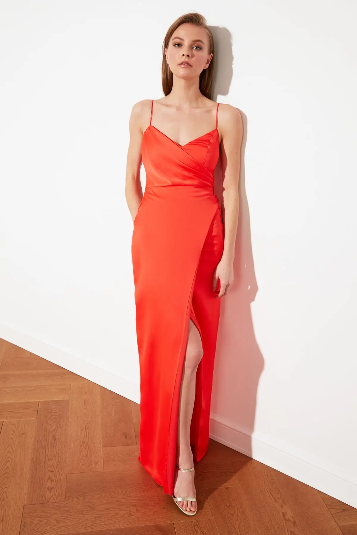 Вечернее платье с воротником Trendyol TPRSS21AE0065|Вечерние платья| |