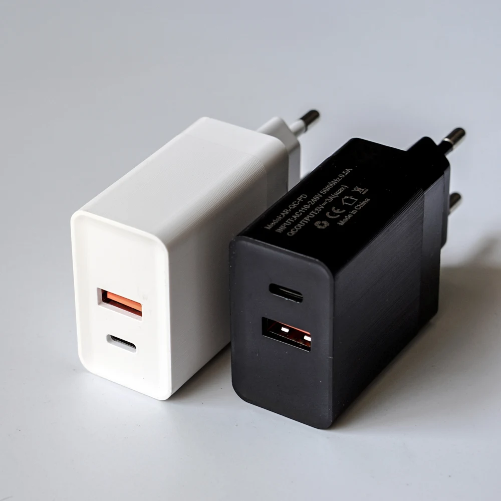 Портативное зарядное устройство с двумя портами USB Type C 18 Вт|Зарядные устройства