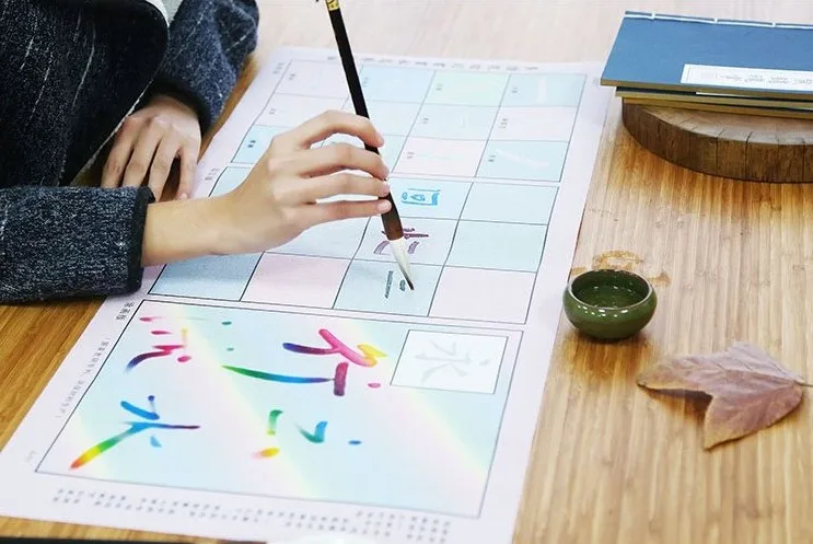 

Water Drawing Cloth Multi-function Dazzling Colour Water Write Scrolls Of Color, And The Magic Cloth Painting And Calligraphy