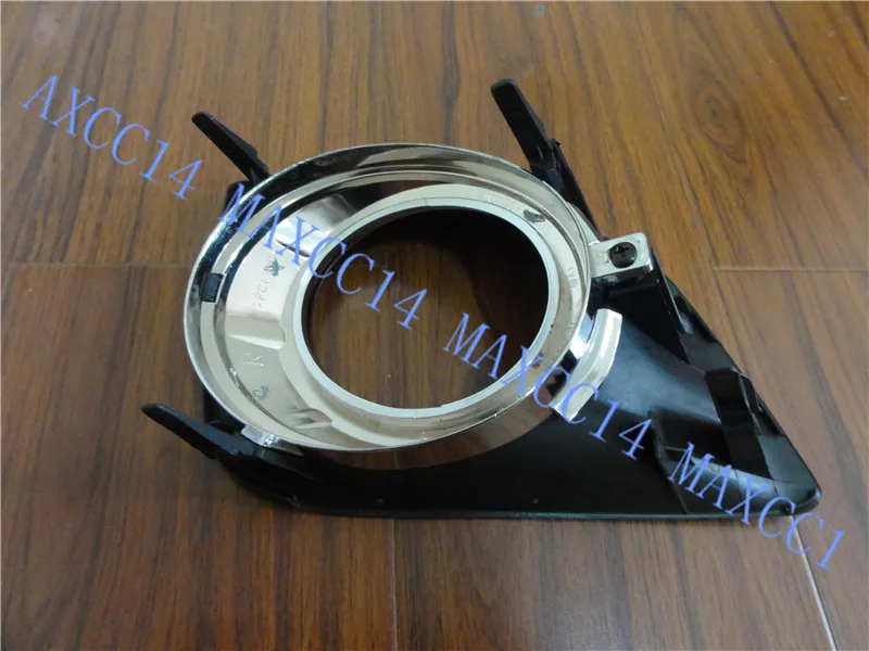 Противотумансветильник РА на передний бампер лампа с отверстием для радиатора