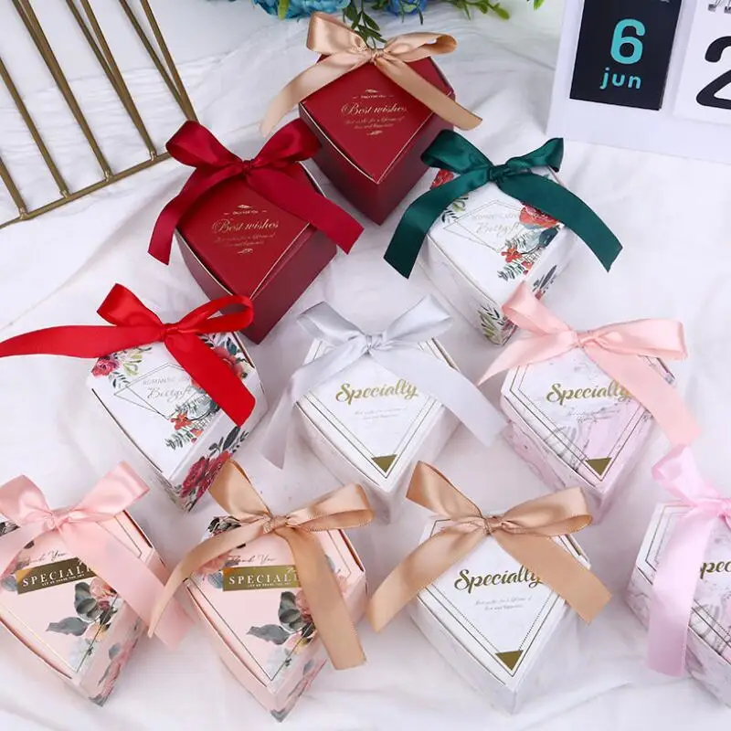 

20pcs/lot New European Heart Shaped Paper Candy Box Creative Wedding Birthday Gift Box Wedding Supplies