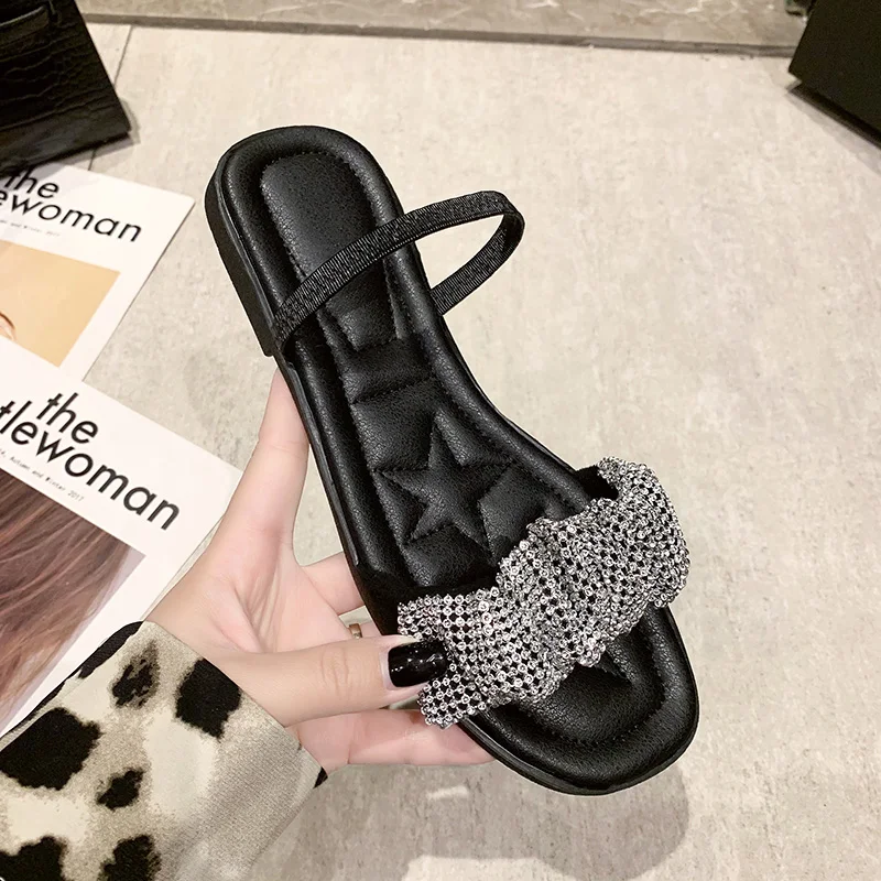 

Low Shoes Woman 2021 Slippers Soft Pantofle Luxury Slides Comfort Flat Summer New Designer Basic Pleated Fabric PU Cotton