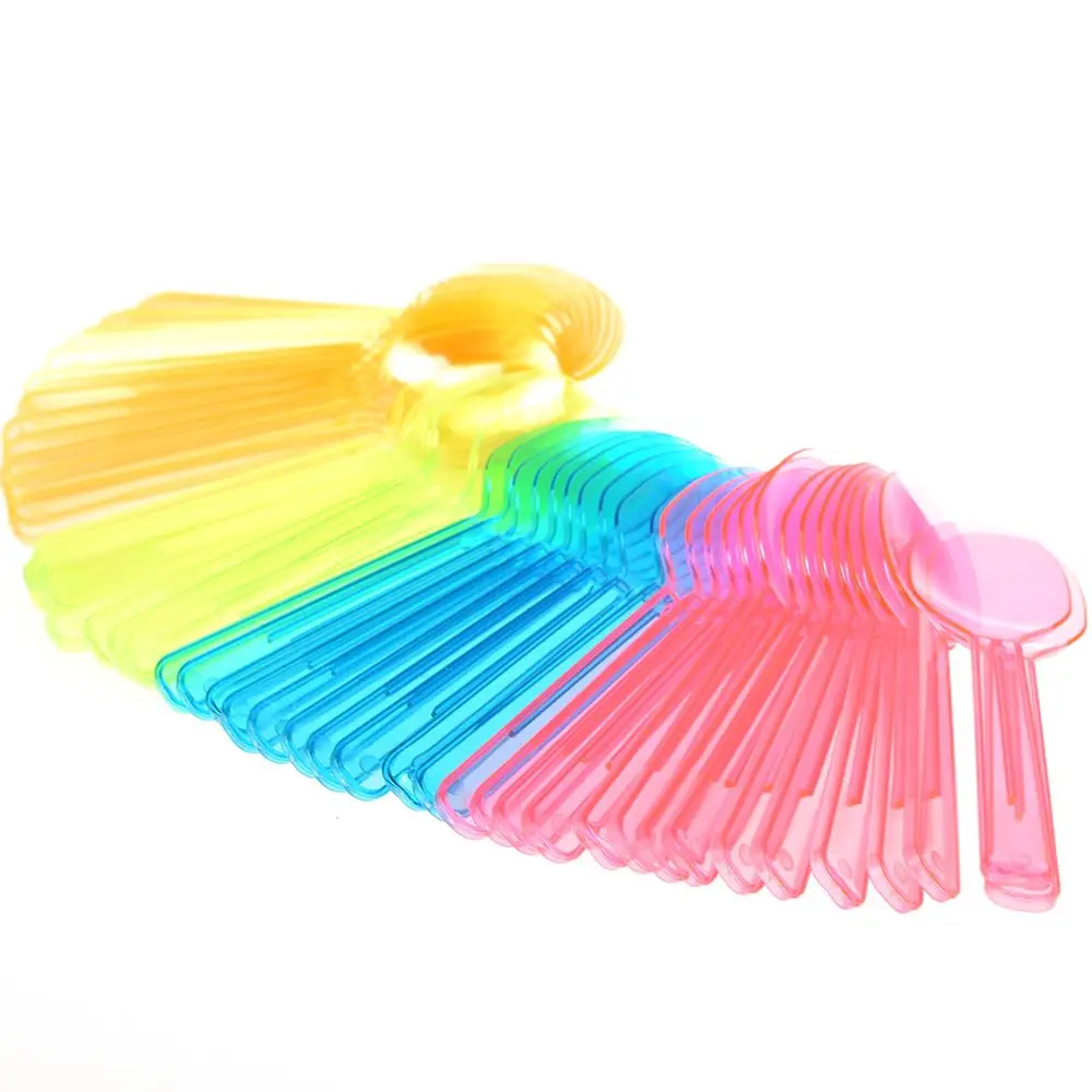 50pcs colorful 50 шт./компл. разноцветные ложки Пластиковые Одноразовые Мороженое модные десертные вечерние столовые приборы Мини Размер столовые приборы пластиковая ложка для льда - Цвет: 50pcs colorful