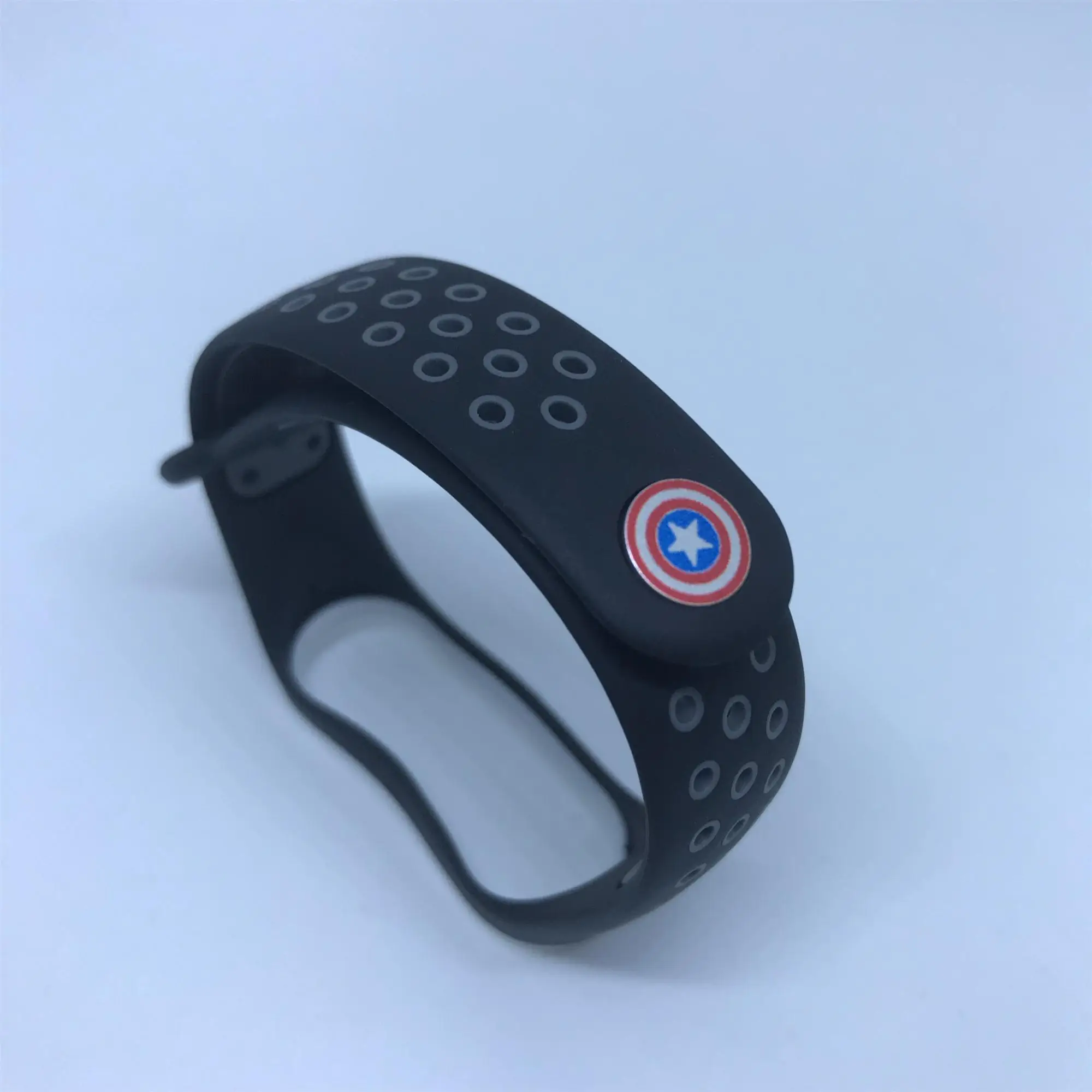 FIFATA NEW The Avengers Silicone Watch Strap For Xiaomi Mi Band 4 Xiaomi Mi Band 3 Smatr Watch Wristband Replace Accessories - Цвет: Black Gray-B
