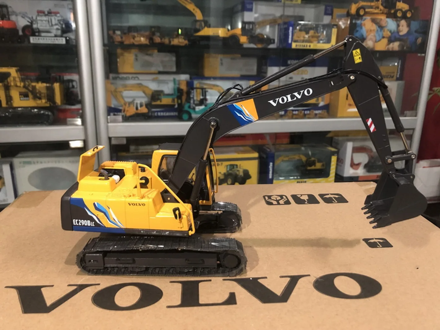 1/35 масштаб VOL_VO EC290B гидравлический экскаватор морской лимитированный выпуск
