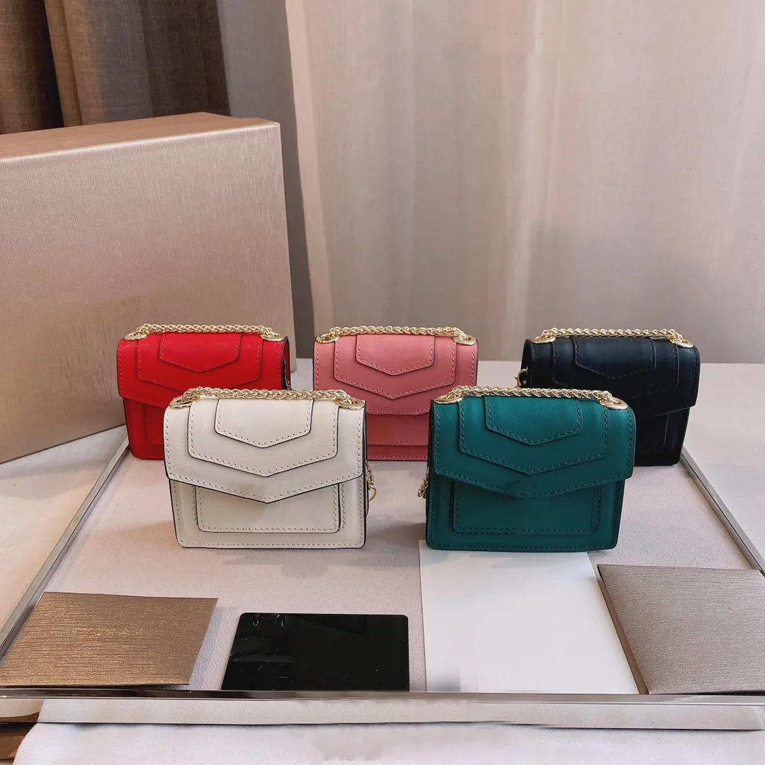 

2021 new red envelope single shoulder diagonal chain package