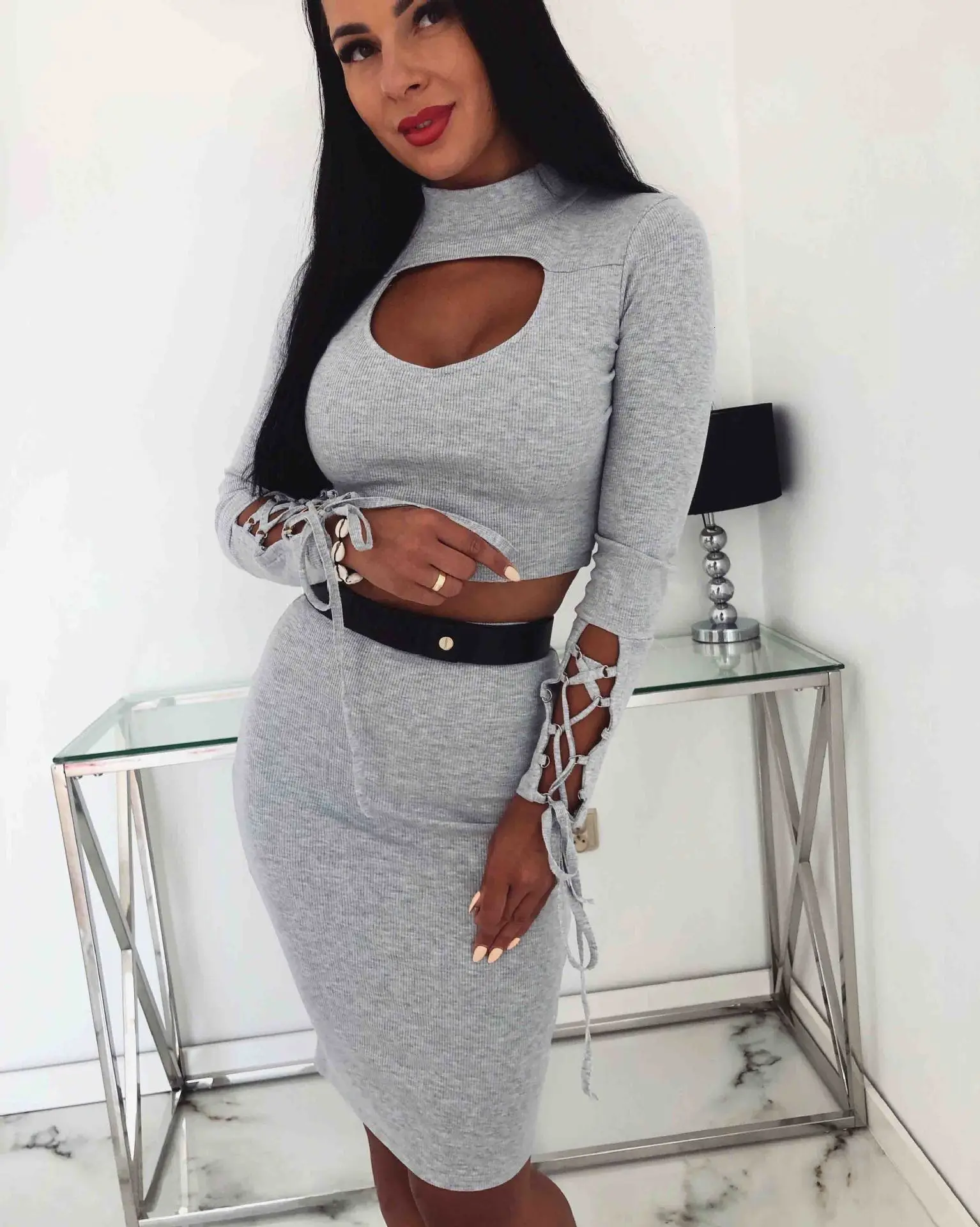 Сексуальная Женская трикотажная одежда с двумя дырками высоким воротом длинными