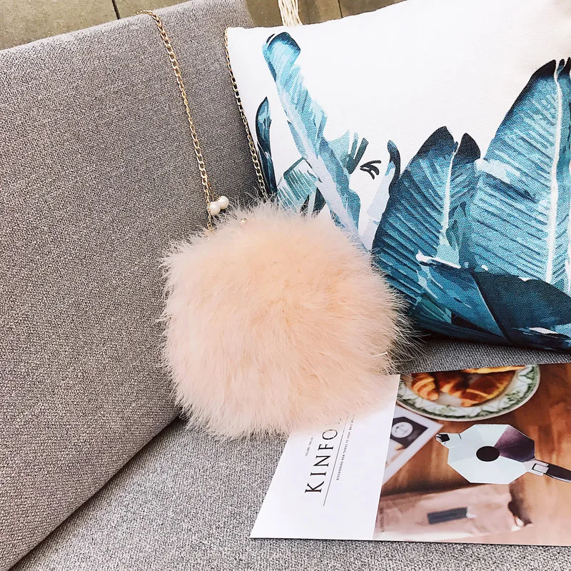 Бежевый Luxury Designer Fur Purse Women Ostrich Feathers Evening Party Bag Famous Brand Handbag Fall Winter Party Day Cluthes Drop Ship - Цвет: Бежевый