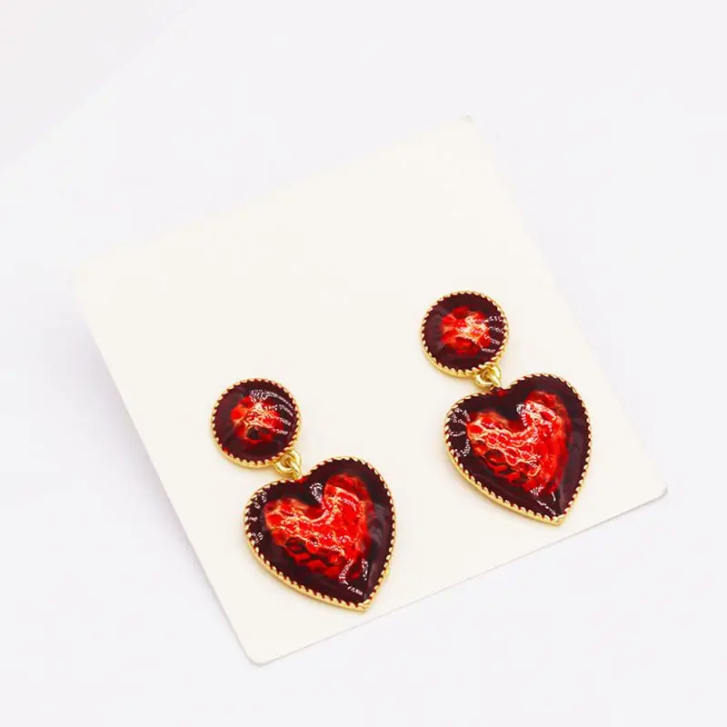 

Punk Red Enamel Bleeding Heart Drop Earrings Vintage Luxury Geometric Dangling Jewelry Wedding Dance Party Accessories