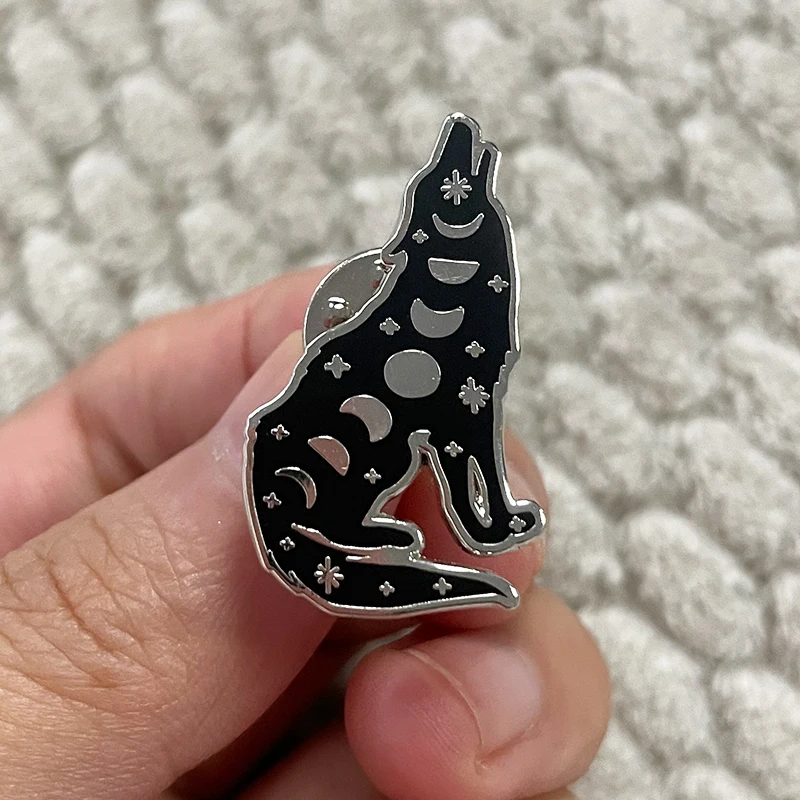 Эмалированная булавка волка фаза лунной Луны книжный камень волшебник