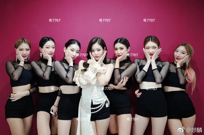 Kpop Blackpink Lisa Лето танцевальное шоу Черная кружевная рубашка с длинными рукавами жилет и сексуальные шорты Комплект из двух предметов женский модный комплект из 2 предметов
