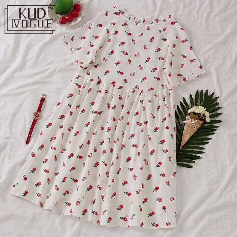 Женское короткое платье с принтом фруктов белое хлопковое большого размера
