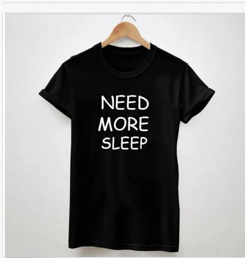 

Футболка женская летняя с коротким рукавом и надписью NEED MORE SLEEP