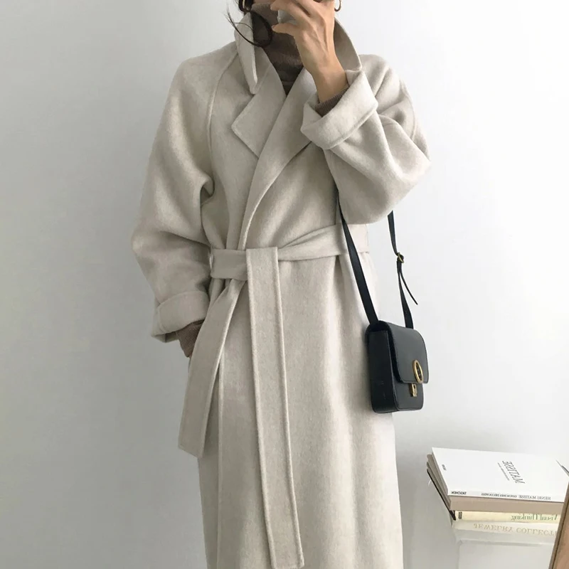

Wavsiyier Thicken Woolen Notched Collar Coat Women Warm Blend Coats Winter Elegant Jacket Lace-Up 2020 Ladies Loose Long Solid