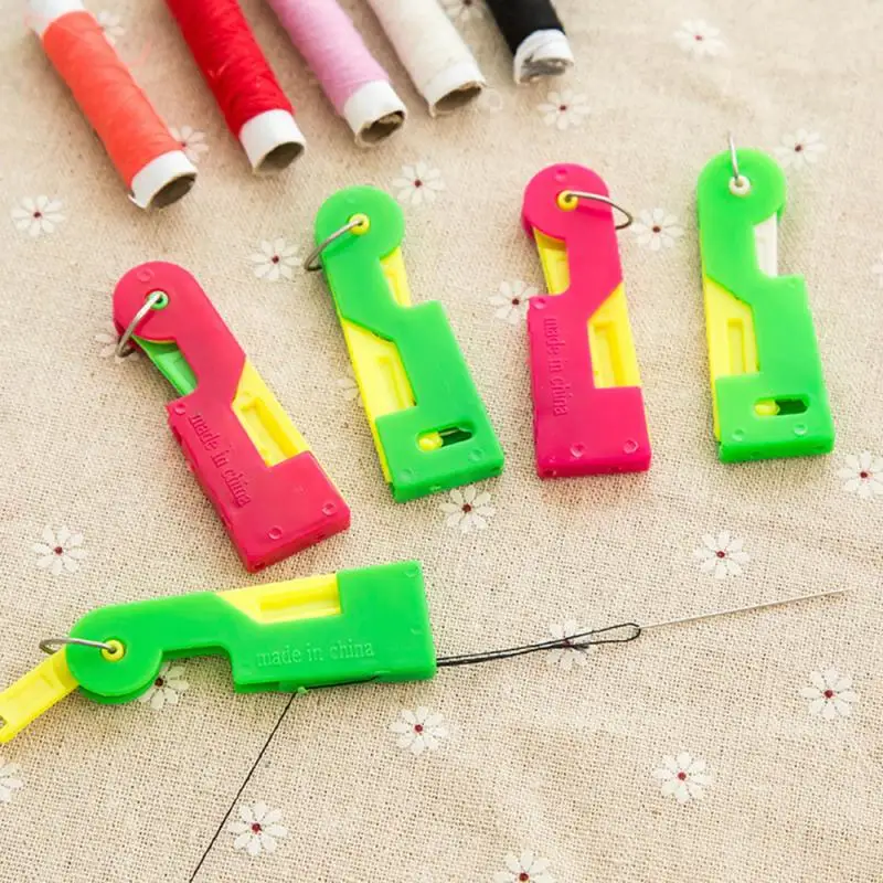 

Needle Threader Automatic Elderly Guide Easy Use Sewing Thread Helpful Needle Thread Tools Random Color DIY Home Sewing Tools