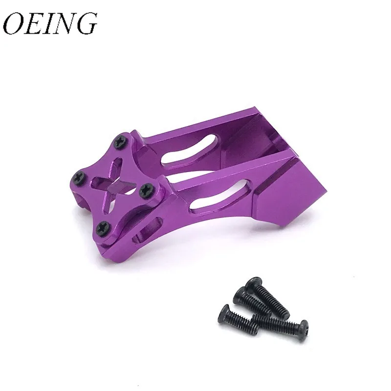 металлическая машинка на ра