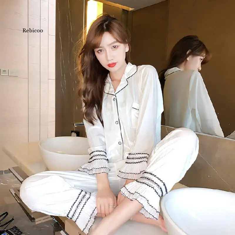 

Velvet Fashion Pajamas Set for Woman Trumpet Sleeves Lace Lapel Long Sleeved Elegant Simple Autumn Sleepwear Suit