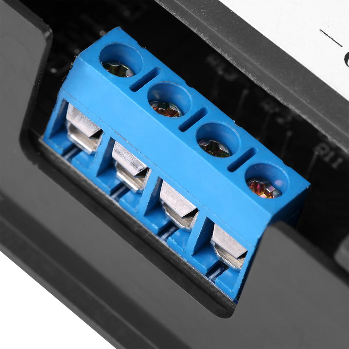 12В батарея низкого напряжения отключается автоматический переключатель на