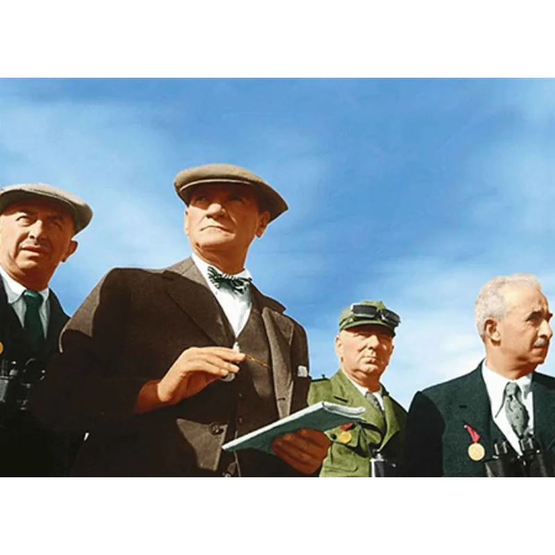 

Ataturk Drill is Watching-Canvas Table 35x50 cm