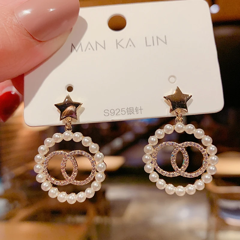Fashion Crystal Pearl Long Earrings Classic Oval Tassel Earrings Vintage Simple Geometric Stud Earrings For Women Europe Jewelry hot fashion brincos vintage long square crystal earring big geometric stud earrings for women classic gold color fine jewelry