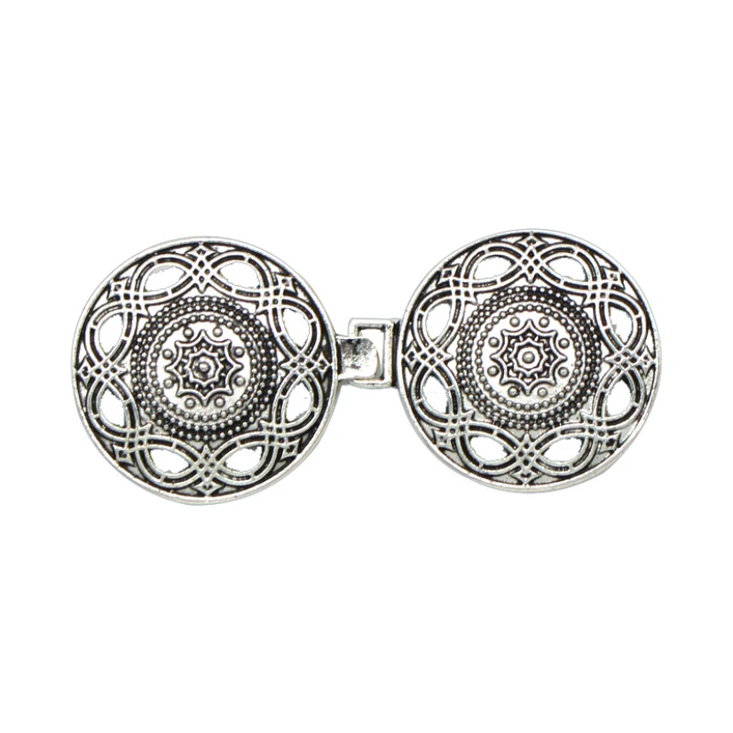 

Vintage Buckle Cardigan Collar Women's Brooch For Shawl Cloak Clip Girl Jewelry Fashion Clothing Decoration New Year Gift