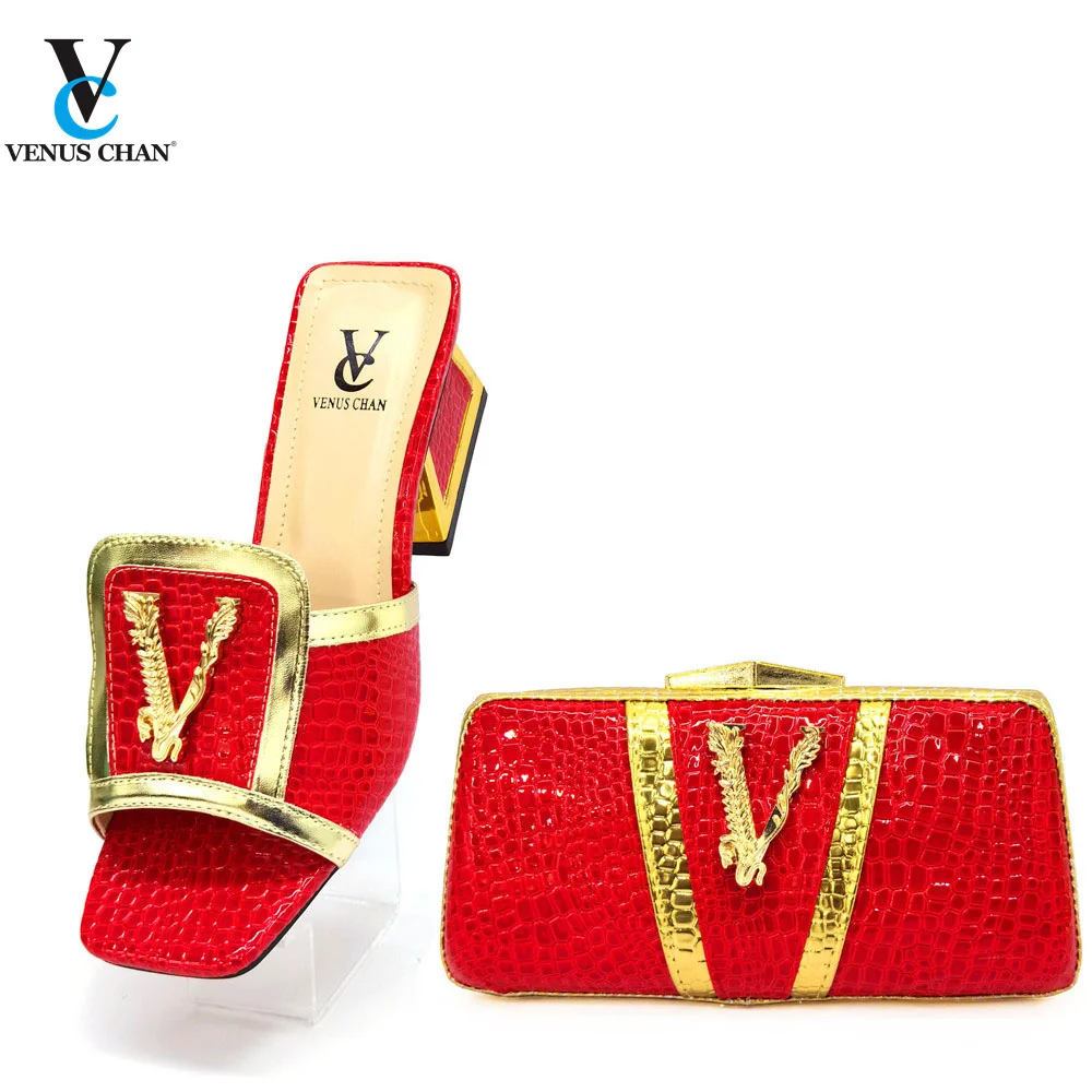 

Гибкие тапочки, модные новые поступления, искусственная кожа и сумка, подходящие к набору, сандалии для рождественской вечеринки для вечери...