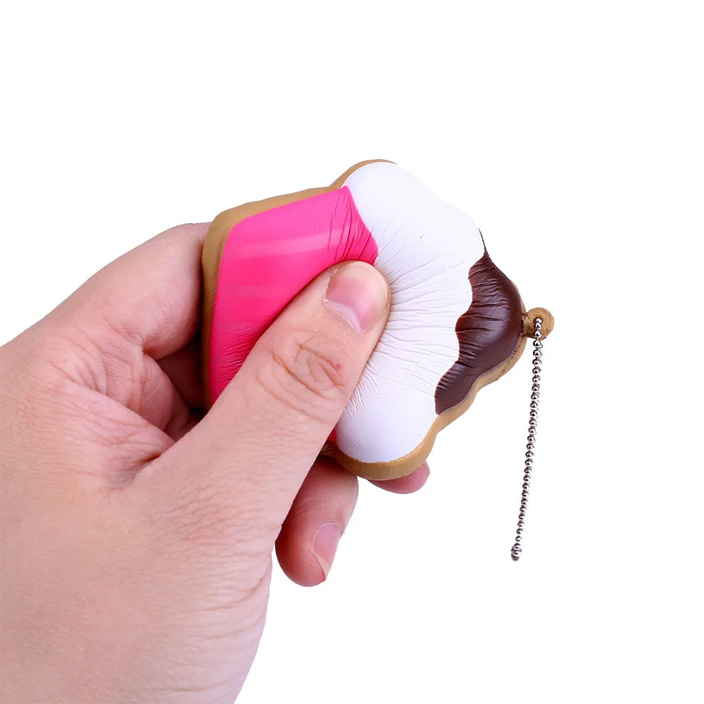 Прекрасный в форме сердца медленно растет весело кольцо для ключей семья дружба