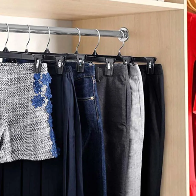 

25 Pack Recycled Heavy Duty Plastic Bottoms Hangers 12 Inch with Ridged Pinch Clips Pants Hangers, Black