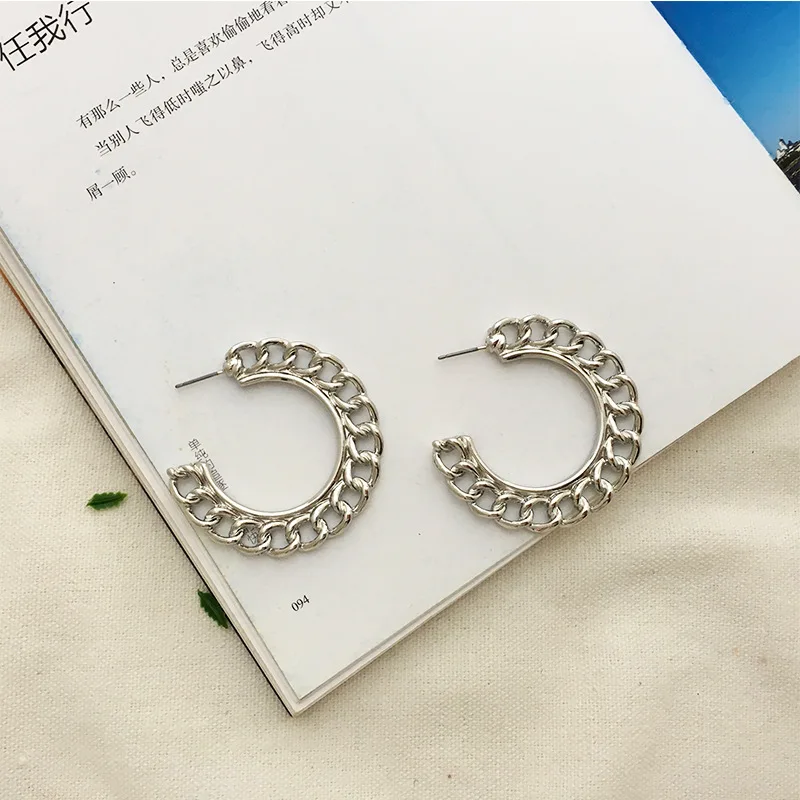 Europe New Vintage C letter Shape Stud Earrings For Women Girls Simple Charm Jewelry Brincos Gift AE101 | Украшения и аксессуары