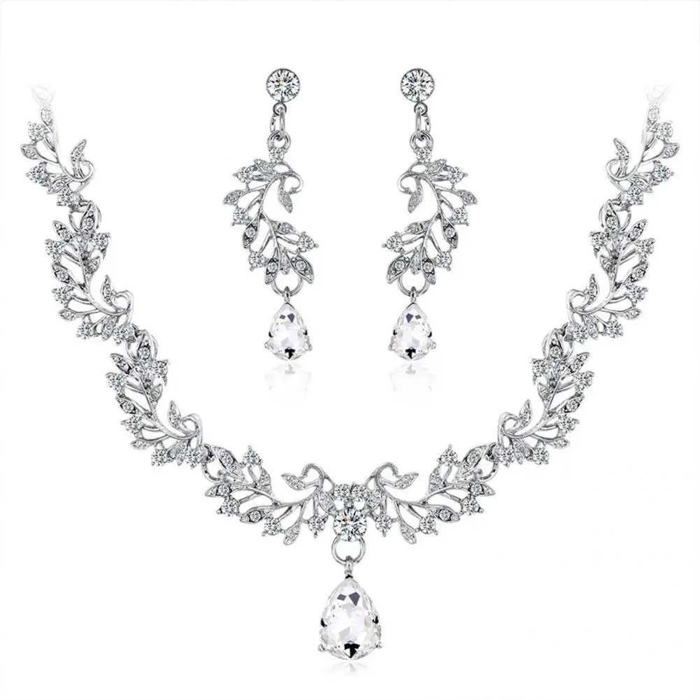 

1 Set Bridal Necklace Earrings Stylish Accessory All Match for Wedding Choker Necklace Stud Earrings Necklace