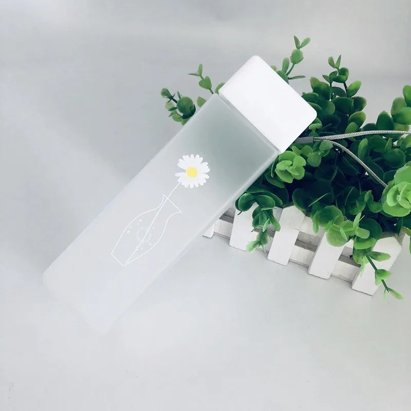 Прозрачные летние в виде небольшой ромашки пластиковая водная напольная чашка