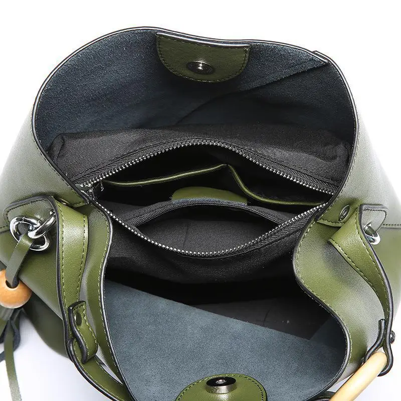 

YourSeason Fashion Ladies 2021 Versatile Cow Leather Shoulder Simple Tassel Bags Casual Messenger Bucket Bag Solid Color