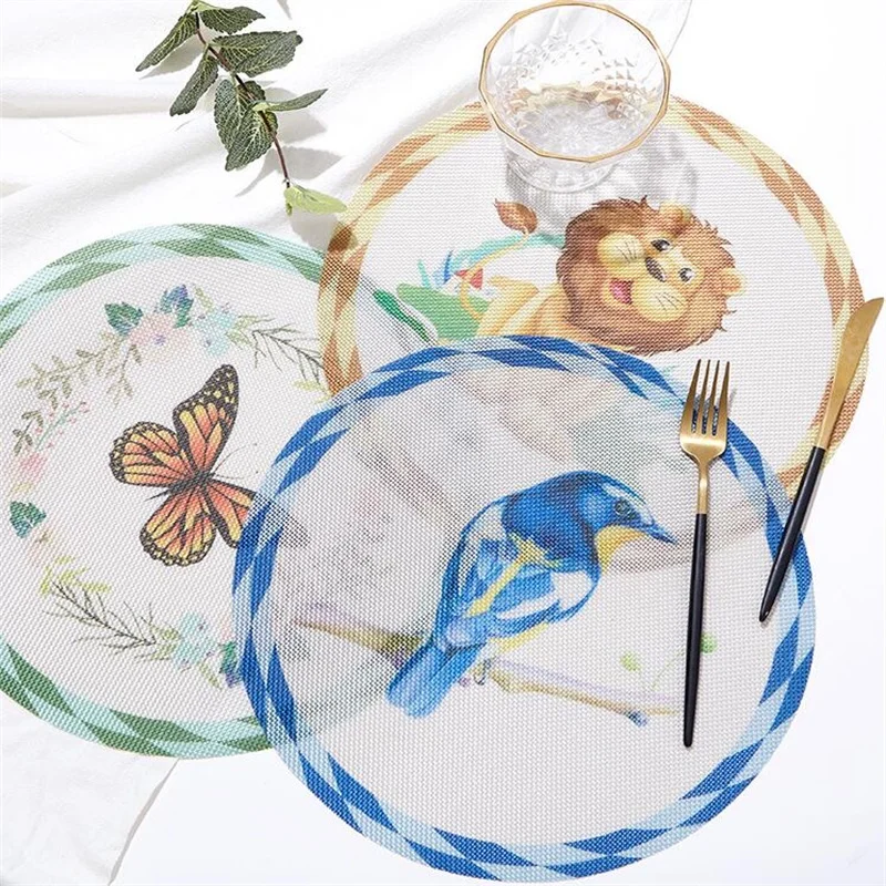 

4 Pieces /Bag Retro Leather Western Placemat Heat Insulation Table Mat Home Waterproof Tableware Pad Non-slip Dining Table Pad