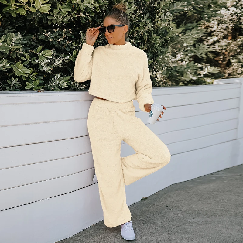 

Зимний женский флисовый костюм для отдыха 2021, комплект из 2 предметов, короткая блузка с длинным рукавом и длинные брюки, Повседневная Домаш...