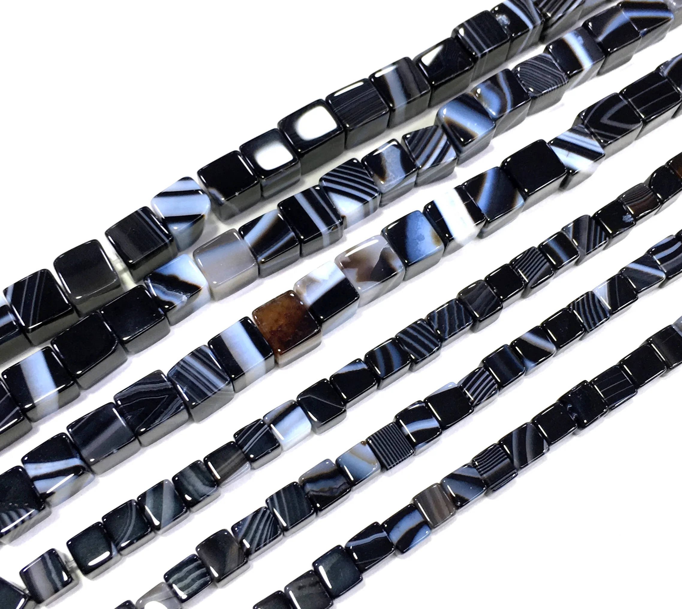 Бесплатная доставка натуральный черный оникс кубик свободные бусины лечебный