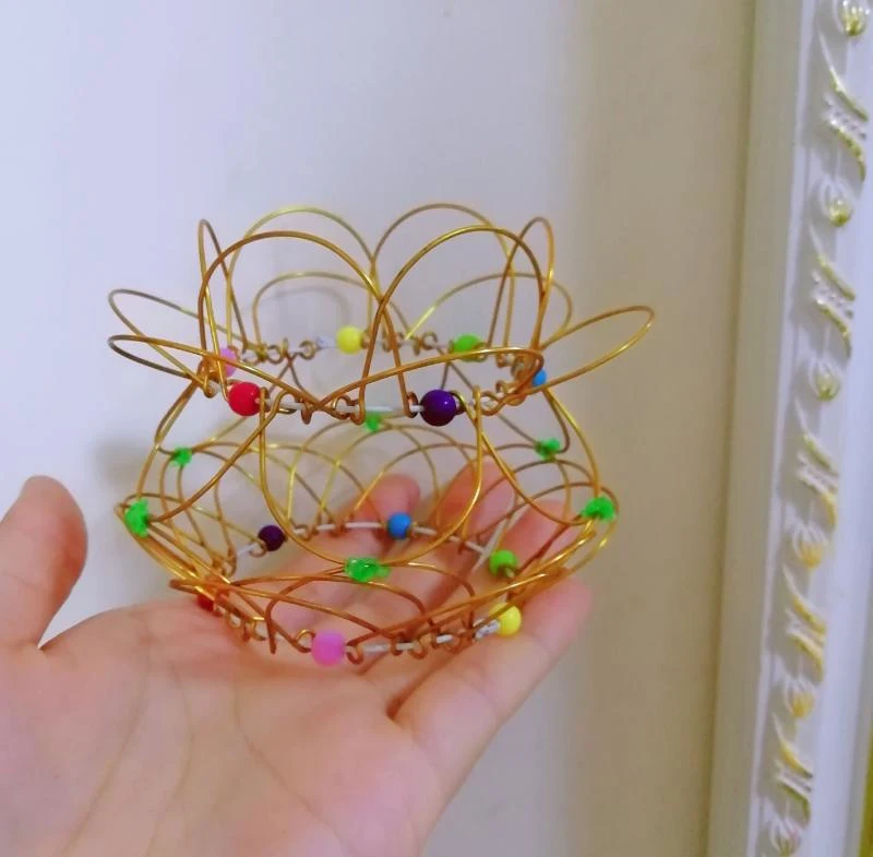 

Baby Novelty Decompression Variety Flower Basket Soft Steel Magic Ring Ornament Magical Mandala Flower Basket Toy Hot Sale