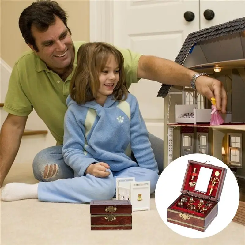

1pc Doll House Vintage Jewelry Box Dressing Box Pretend Play Toy for home Kids Gift