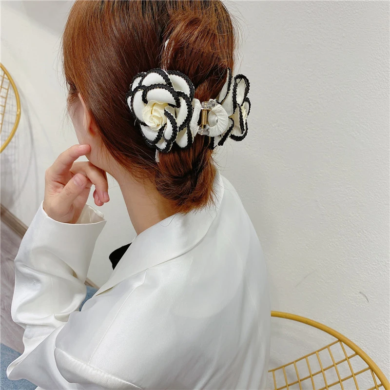 

Elegant Retro Camellia Flower Hair Claws Hairpin Hair Clip Claw Clamp Large Floral Girls Korean Women Hair Accessories Decorate
