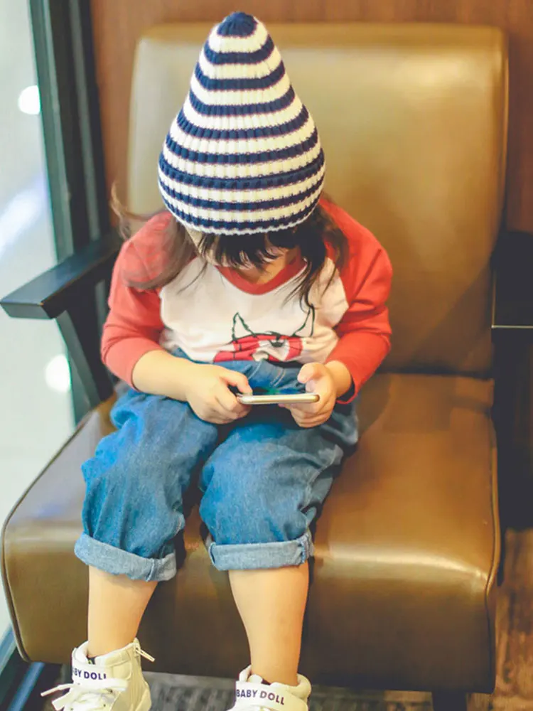 Детская теплая шапка-колокольчик в классическую полоску для мальчиков - купить