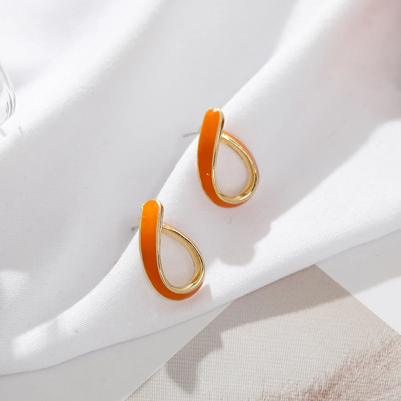 

Geometrical Irregular Enamel Earrings Retro Fashion Shakes Off The Earrings Women Party Wedding Jewelry Gifts