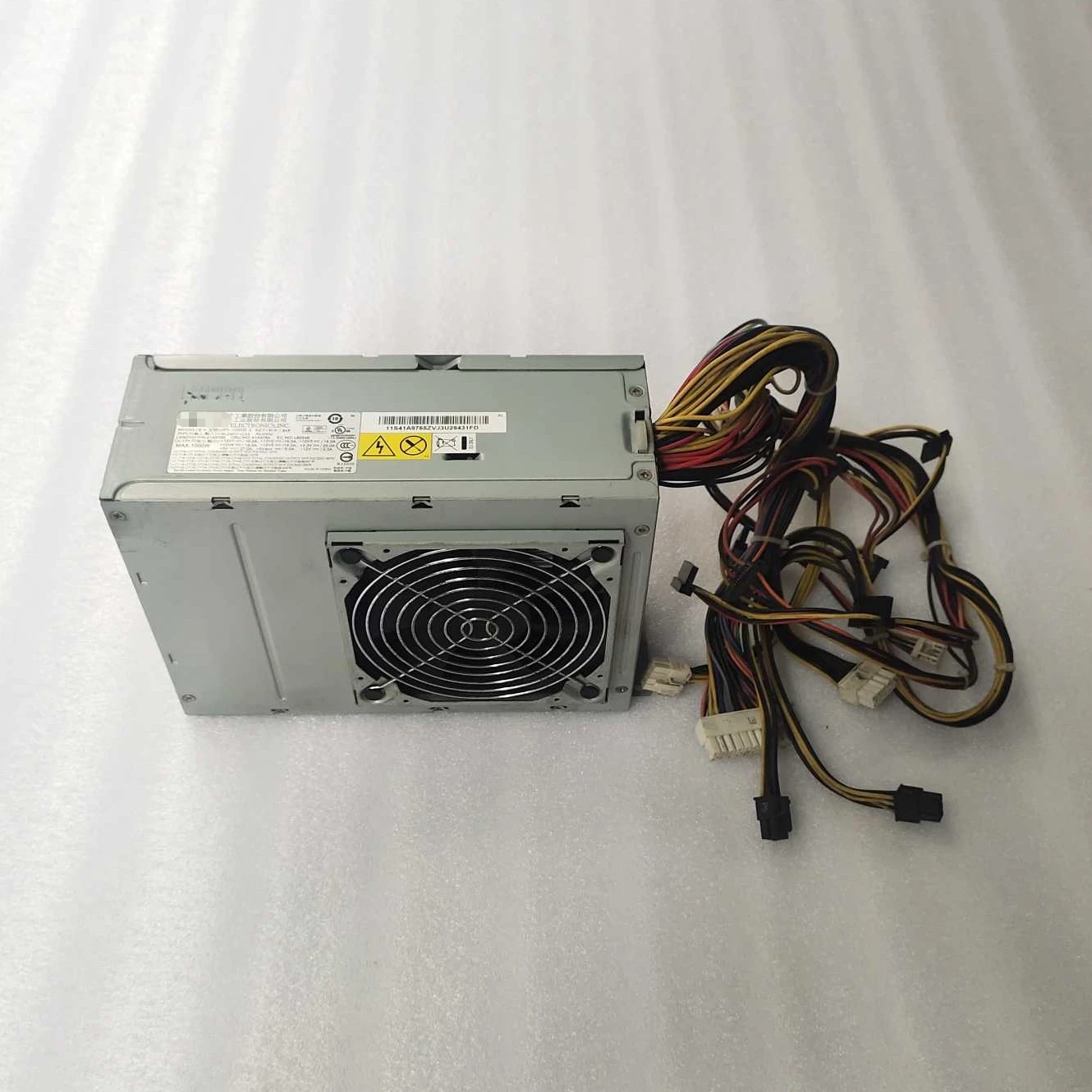 DPS-1000GB A 41A9765 для блока питания рабочей станции Lenovo D10 24pin + CPU8pin * 2 + 6pin * 2 + IDE * 7 + SATA * 7