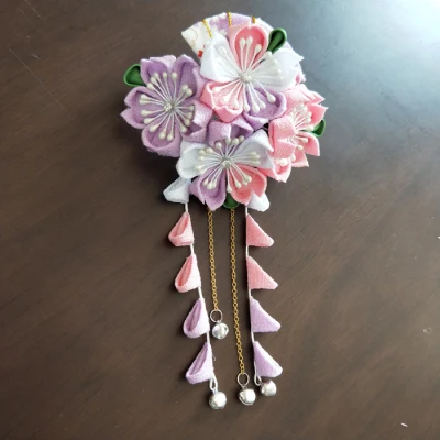 Заколка для волос Sakura Tsumami zaiku kanzashi с колокольчиком и кисточкой аксессуары ручной