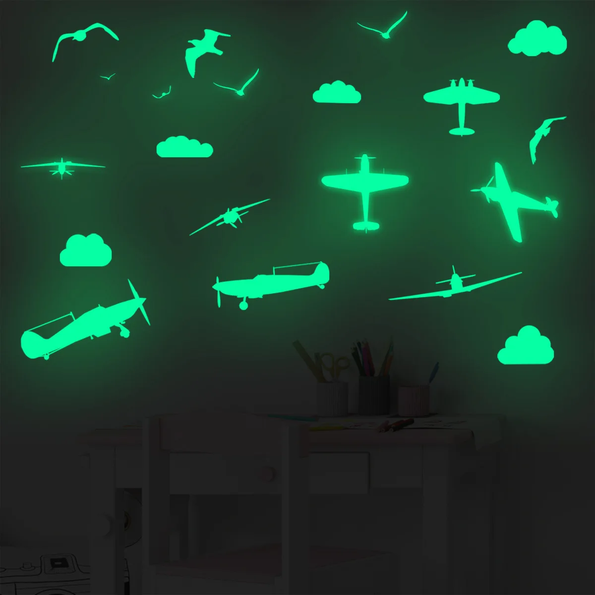 

Luminous Airplane Wild Goose Cloud Self Adhesive Wall Sticker Children's Room Bedroom Creative Wall Sticker Pvc