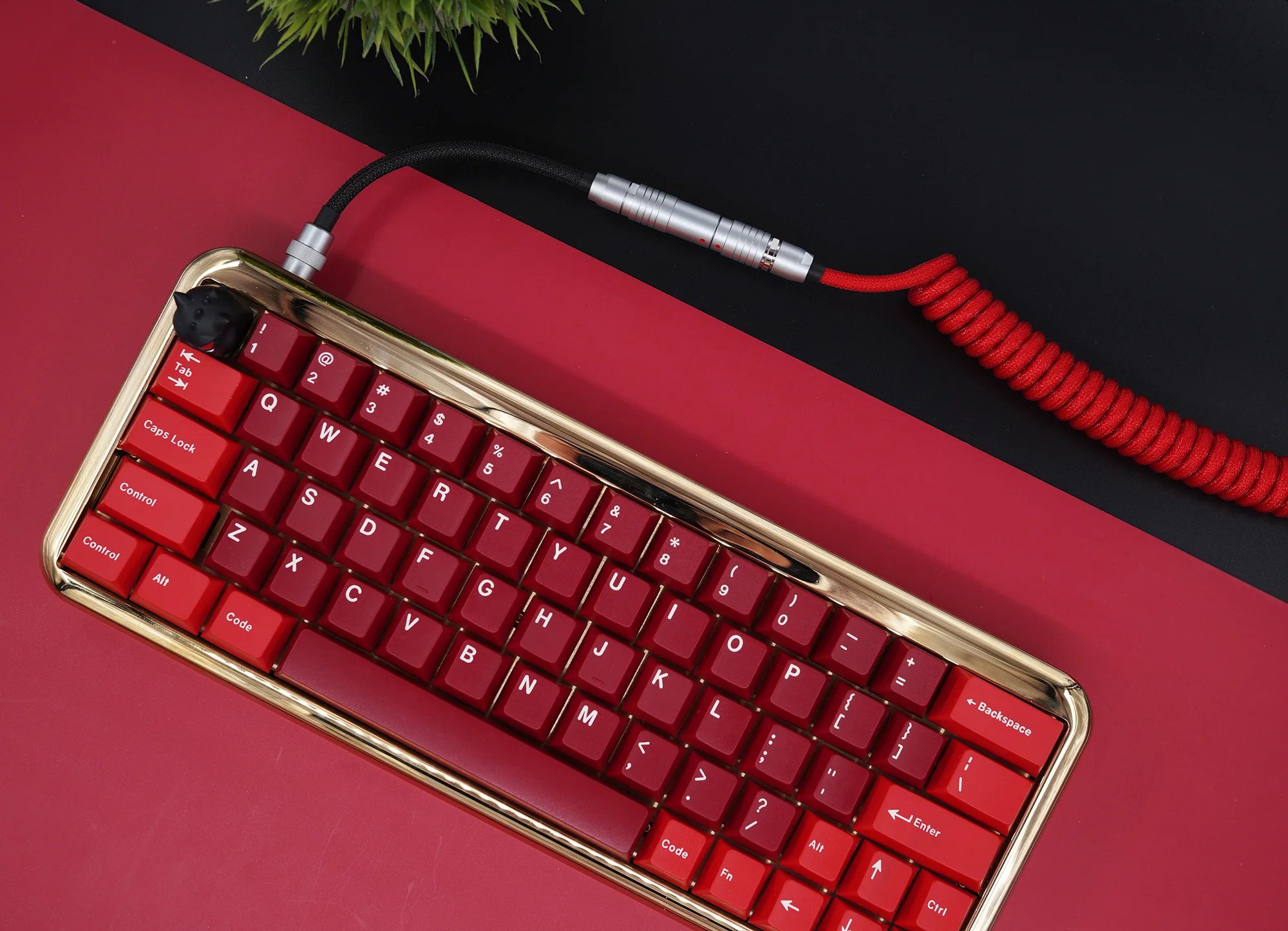 

GeekCable Handmade Customized Mechanical Keyboard Data Cable for GMK Theme SP Keycap Line Red and Black Colorway Type-C Mini-USB
